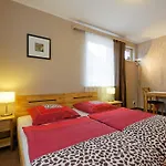 Maria Am Schlosspark *